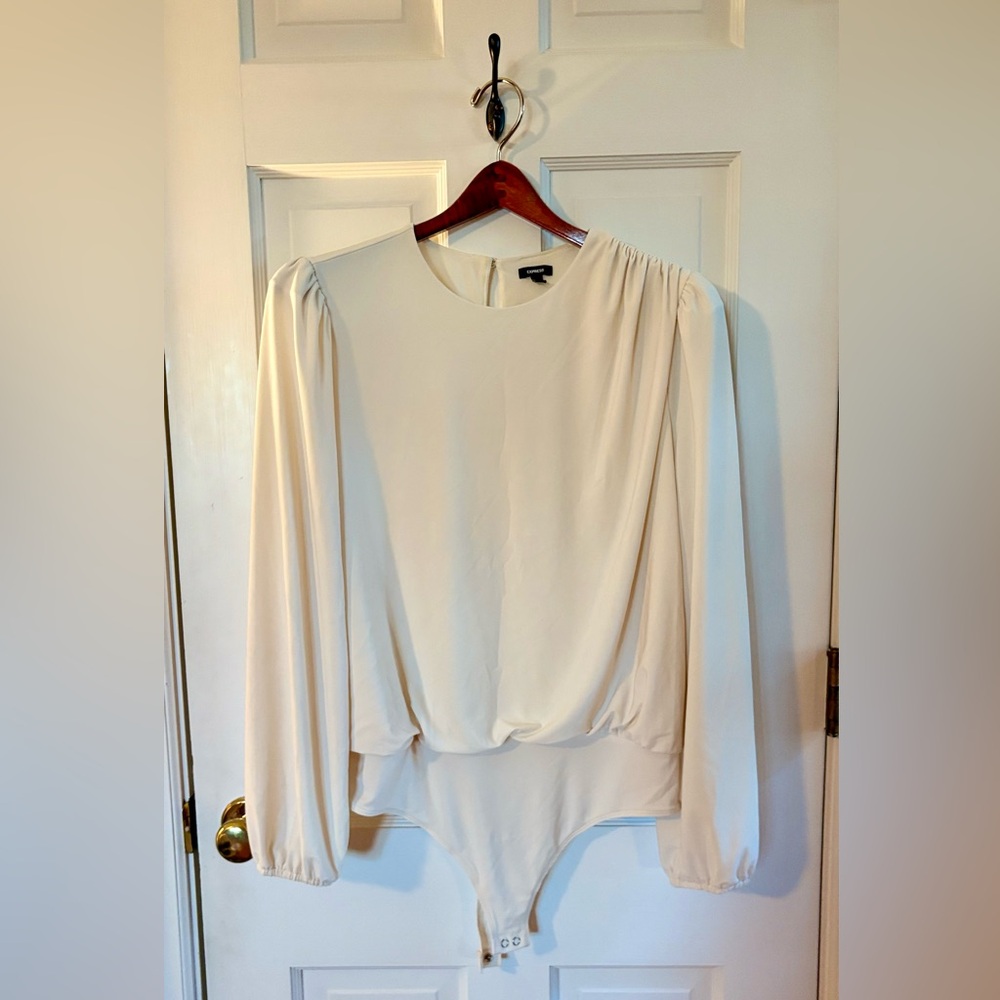 Express Cream Long Sleeve Bodysuit w Shoulder Pleat